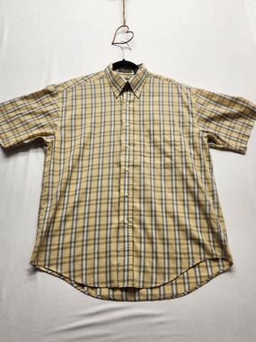 ⭐️Taylor & Henry Yellow Plaid Button Down Shirt Men’s Medium Wrinkle Free